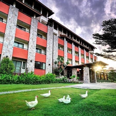 The Charm Boutique Resort Khon Kaen Bagian luar foto