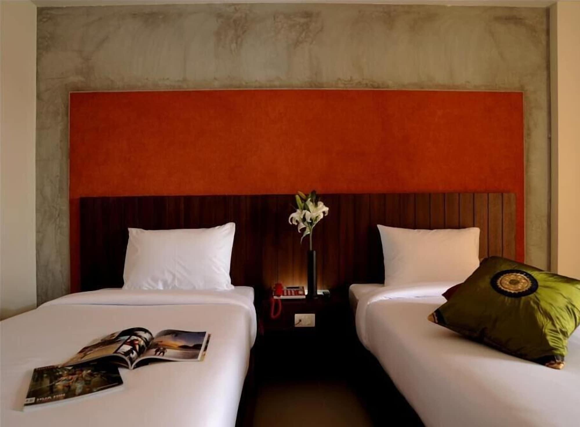 The Charm Boutique Resort Khon Kaen Bagian luar foto