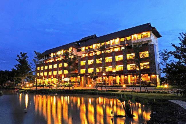 The Charm Boutique Resort Khon Kaen Bagian luar foto