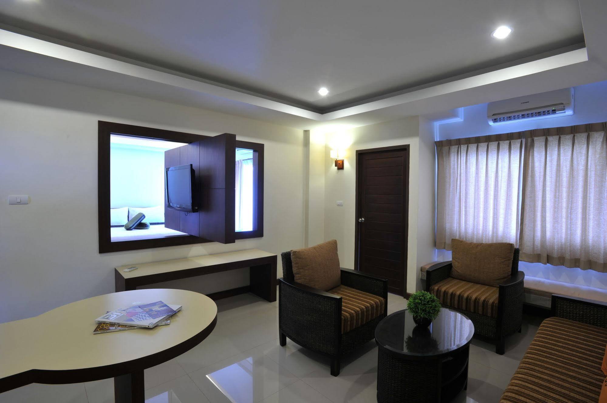 The Charm Boutique Resort Khon Kaen Bagian luar foto