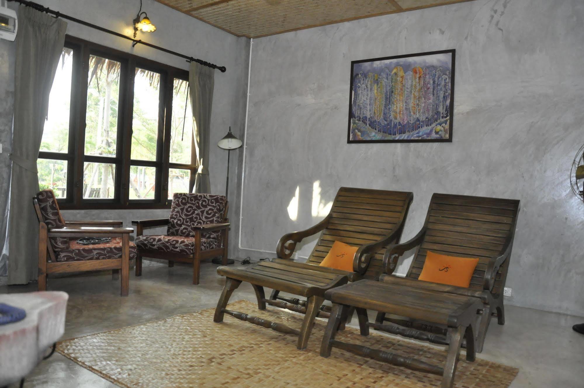The Charm Boutique Resort Khon Kaen Bagian luar foto